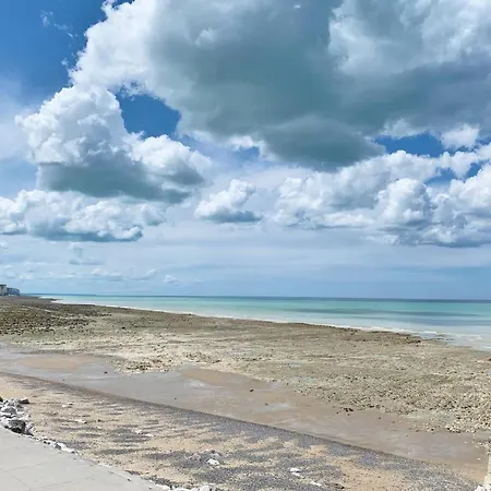 شقة Avec Vue Directe Sur La Mer De *
